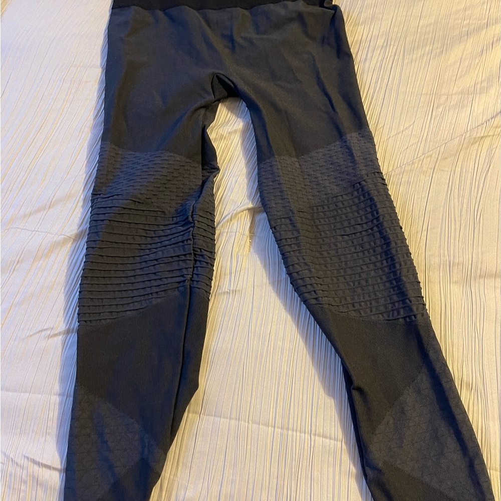 Spanx look at me now gray‎ seamless leggings, size medium - Picture 7 of 12